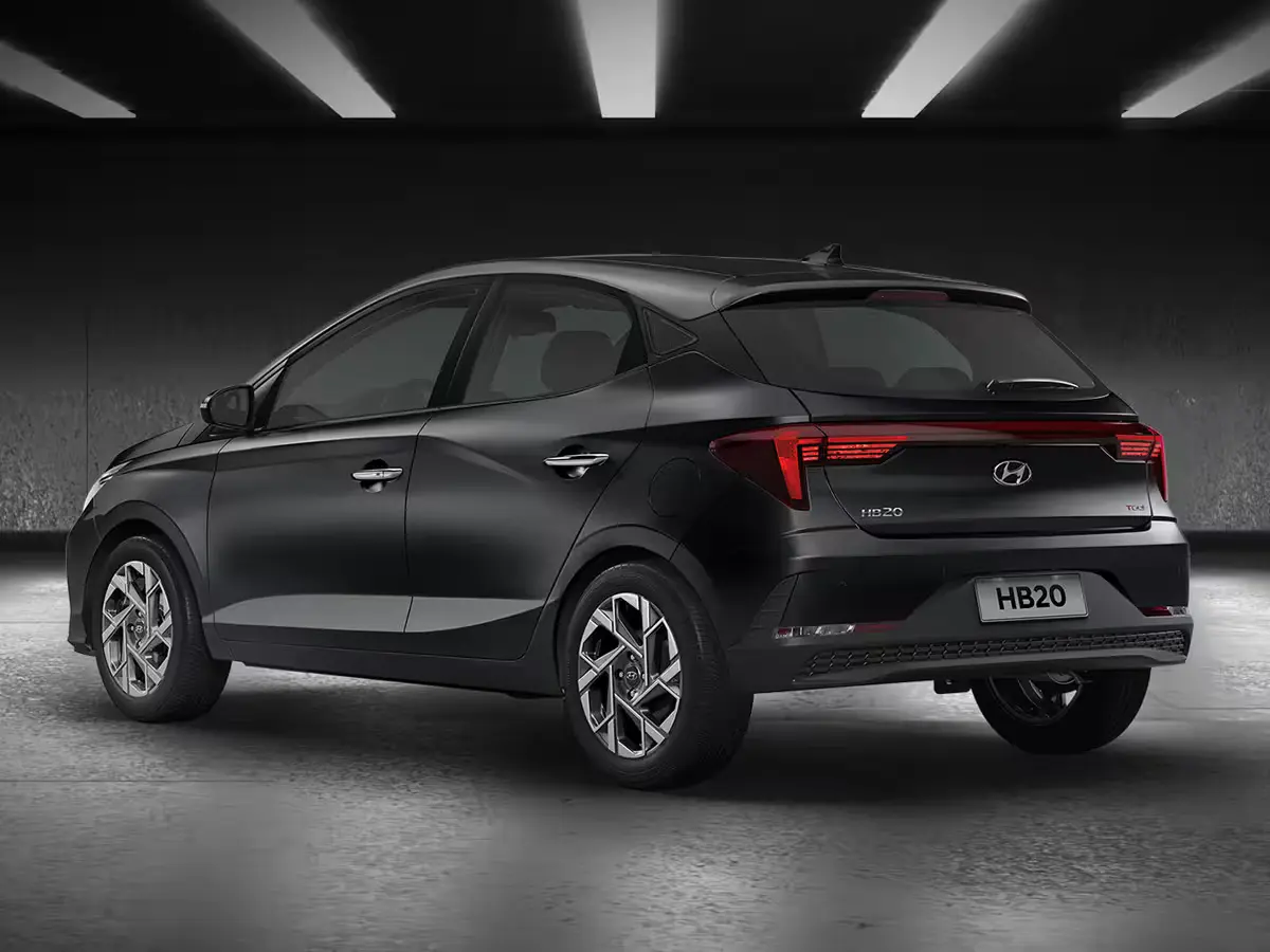 Hyundai HB20 hatch atual em imagem externa