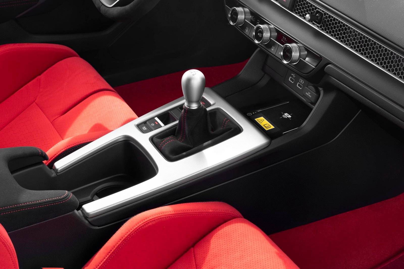 Honda Civic Type R em imagem oficial de divulgação