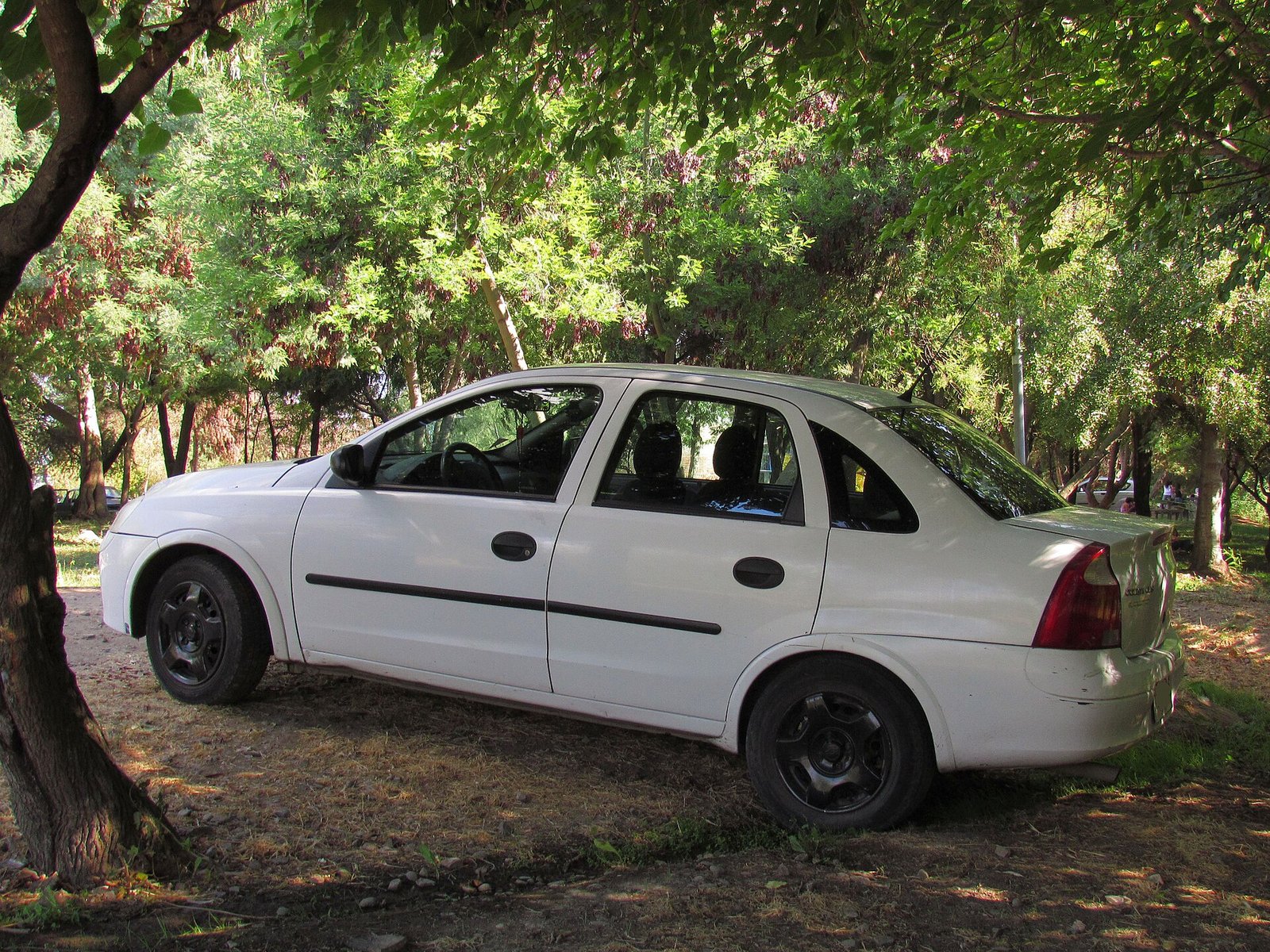 Chevrolet Corsa Sedan da mesma geração do Corsa 2012