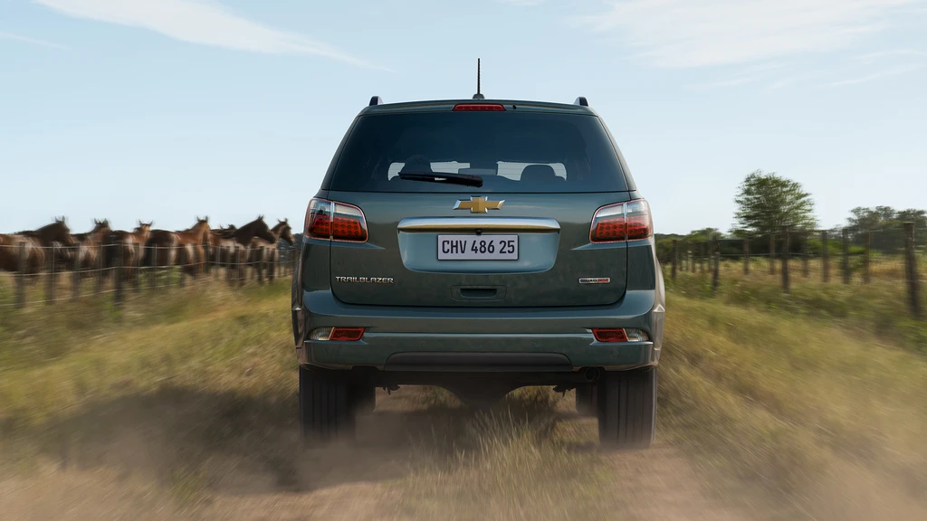 Chevrolet Trailblazer em uso rodoviário