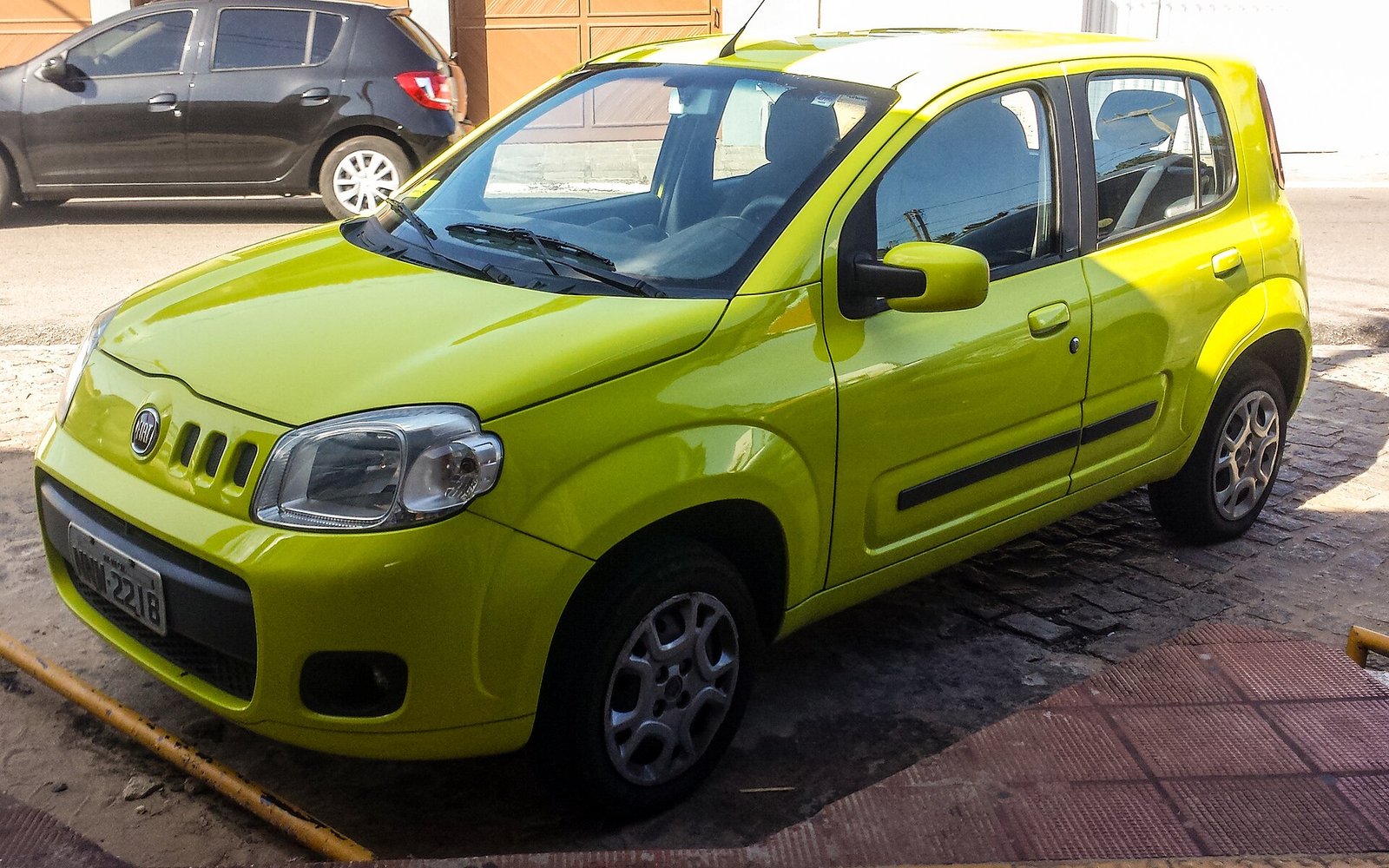 Fiat Uno da geração 2015 em vista externa