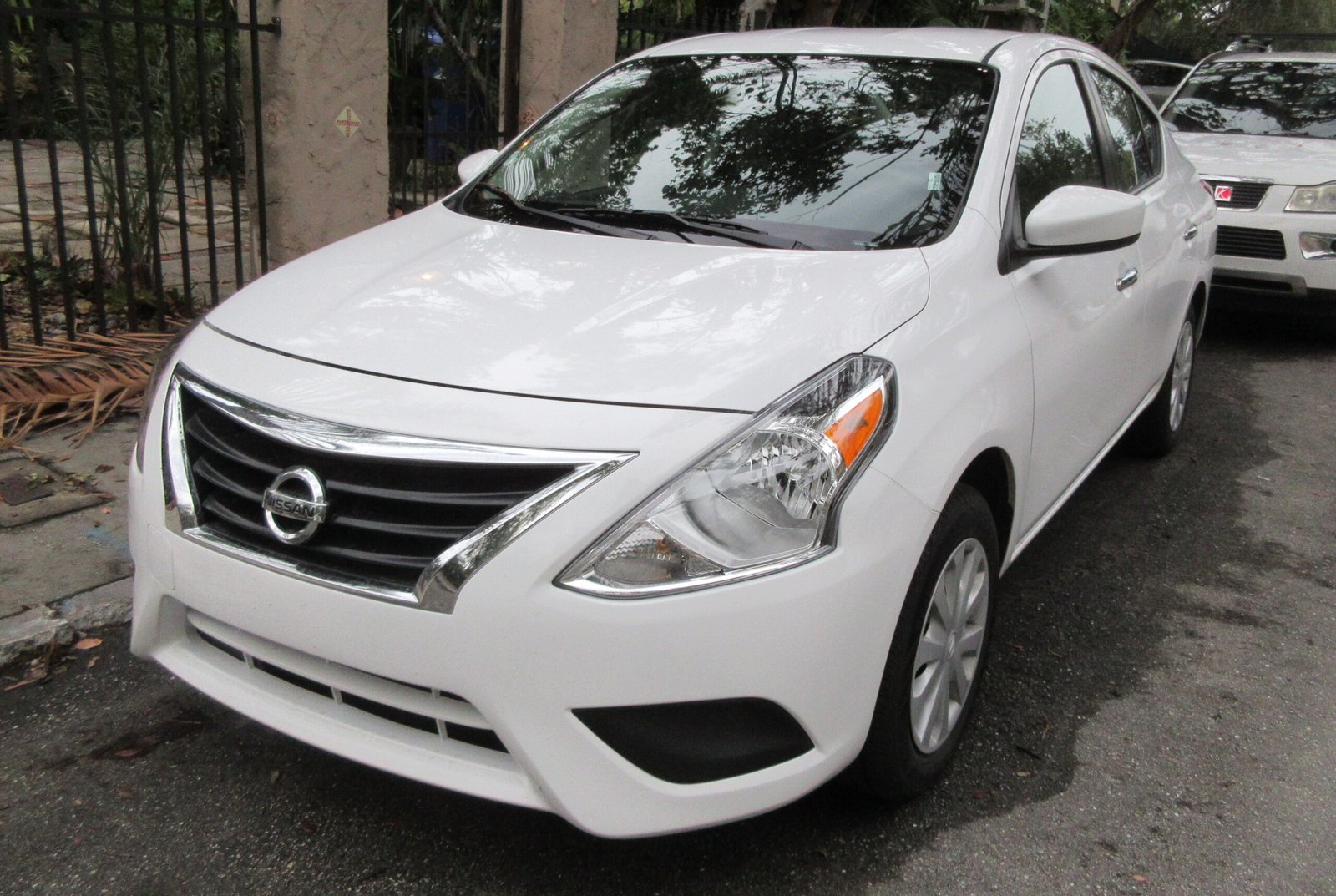 Nissan Versa N17, mesma geração do Versa 2017 citado no artigo