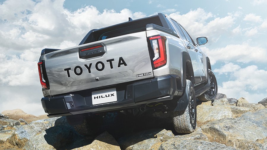 Nova Toyota Hilux pode chegar ao Brasil ainda em 2026 — o que muda na linha — veículo exterior: toyota hilux