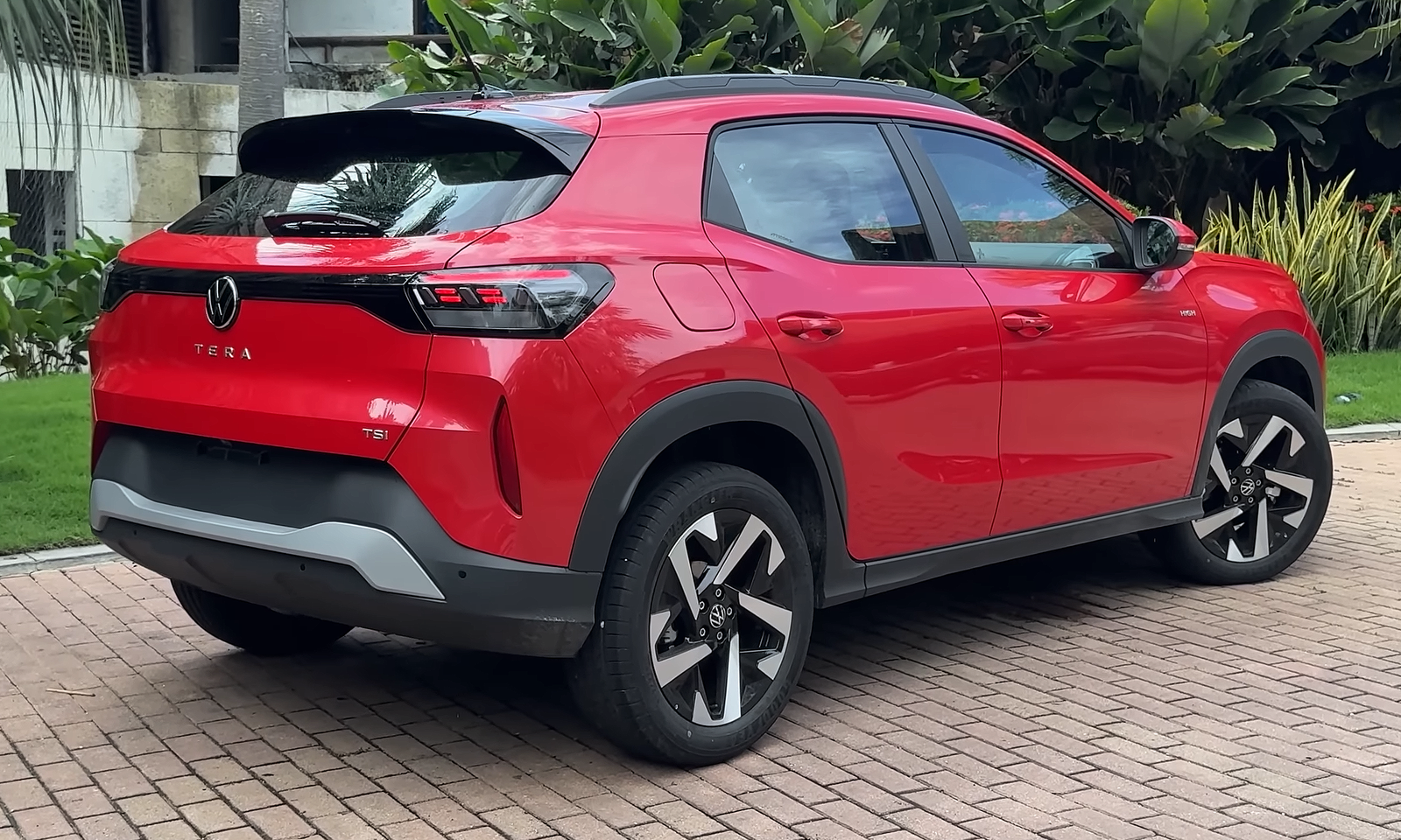 Traseira do Volkswagen Tera High