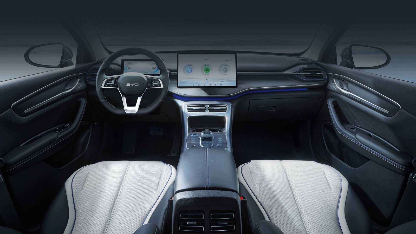 BYD King no comparativo com Toyota Corolla