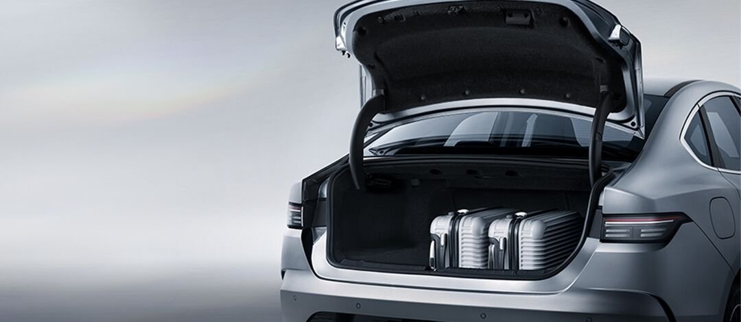 BYD King no comparativo com Toyota Corolla