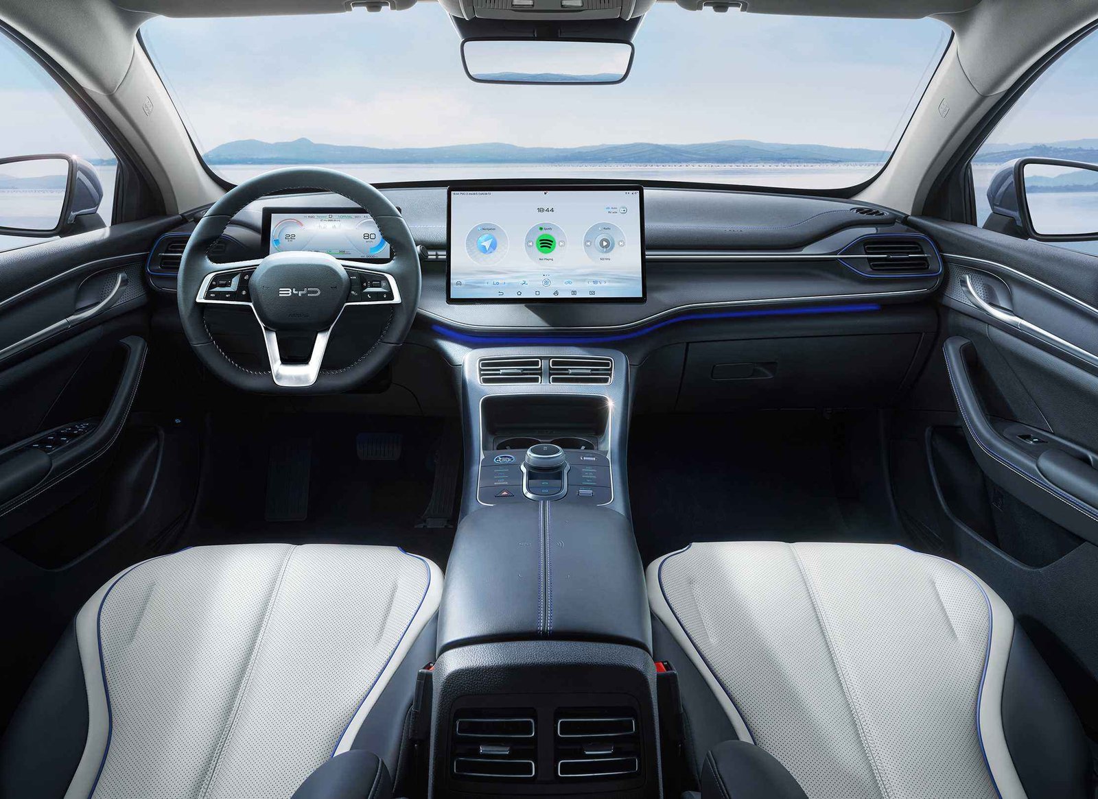 BYD King no comparativo com Toyota Corolla
