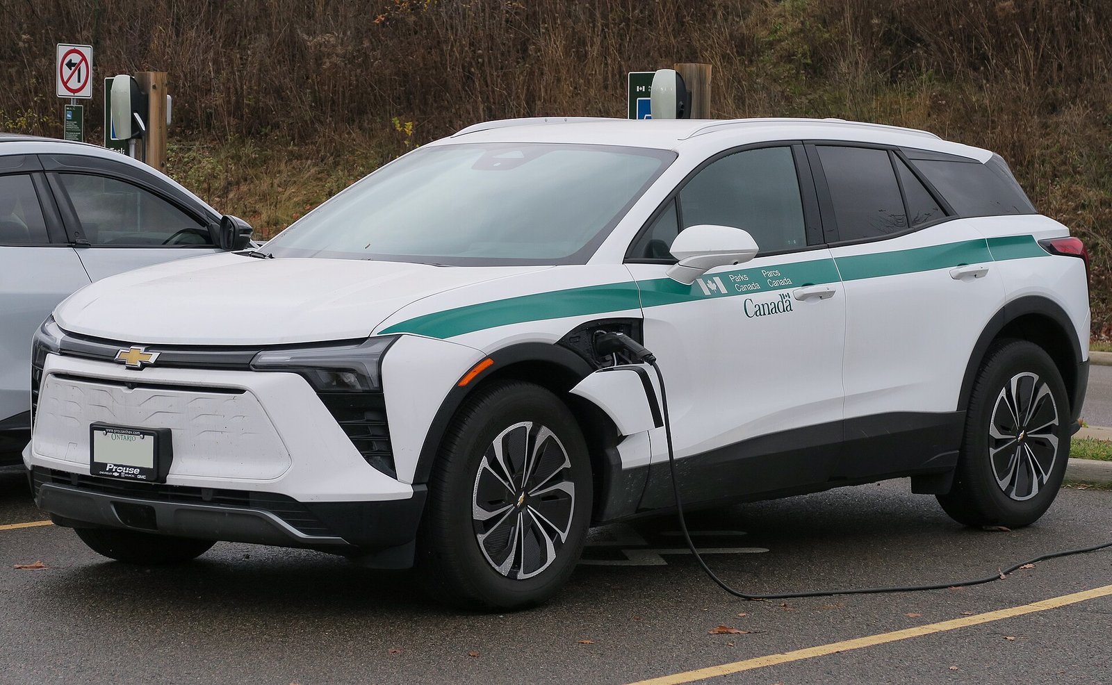 Chevrolet Blazer EV 2024 tem engate e pode rebocar trailer? — veículo exato: Chevrolet Blazer EV