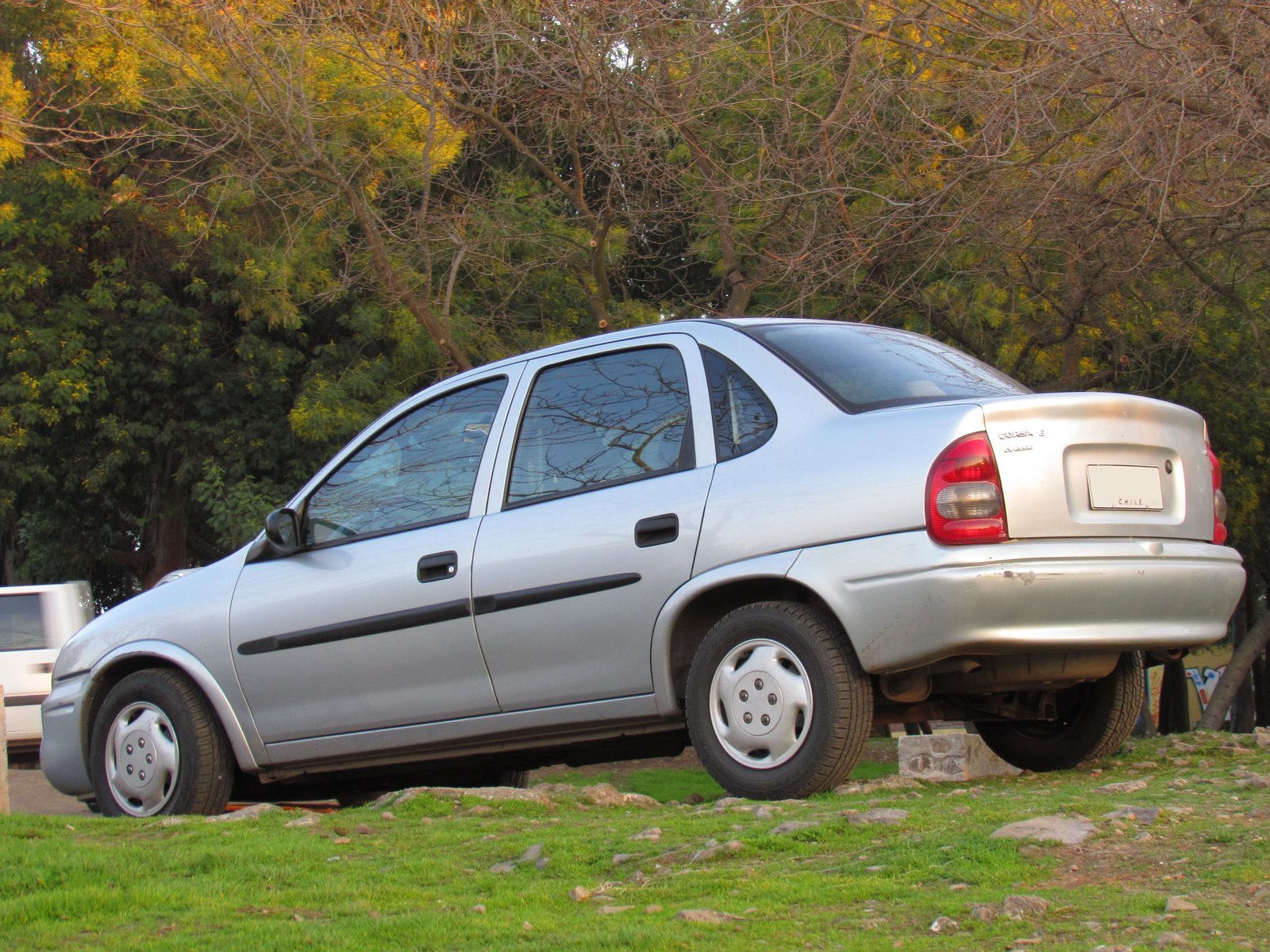 Chevrolet Corsa Classic Sedan 2006 da mesma geração