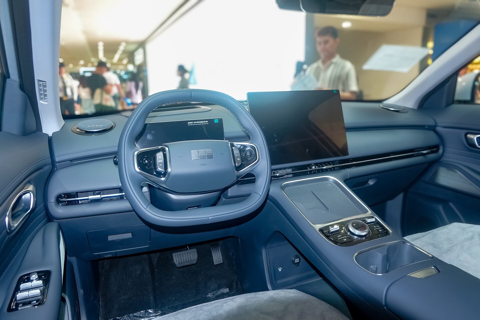 Novo Geely EX5 ganha motor de 329 cv, bateria maior e autonomia de até 635 km (por enquanto só na China) — veículo interior: geely ex5