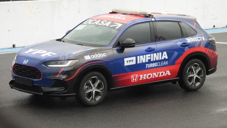 Traseira do Honda ZR-V 2026 em artigo sobre engate