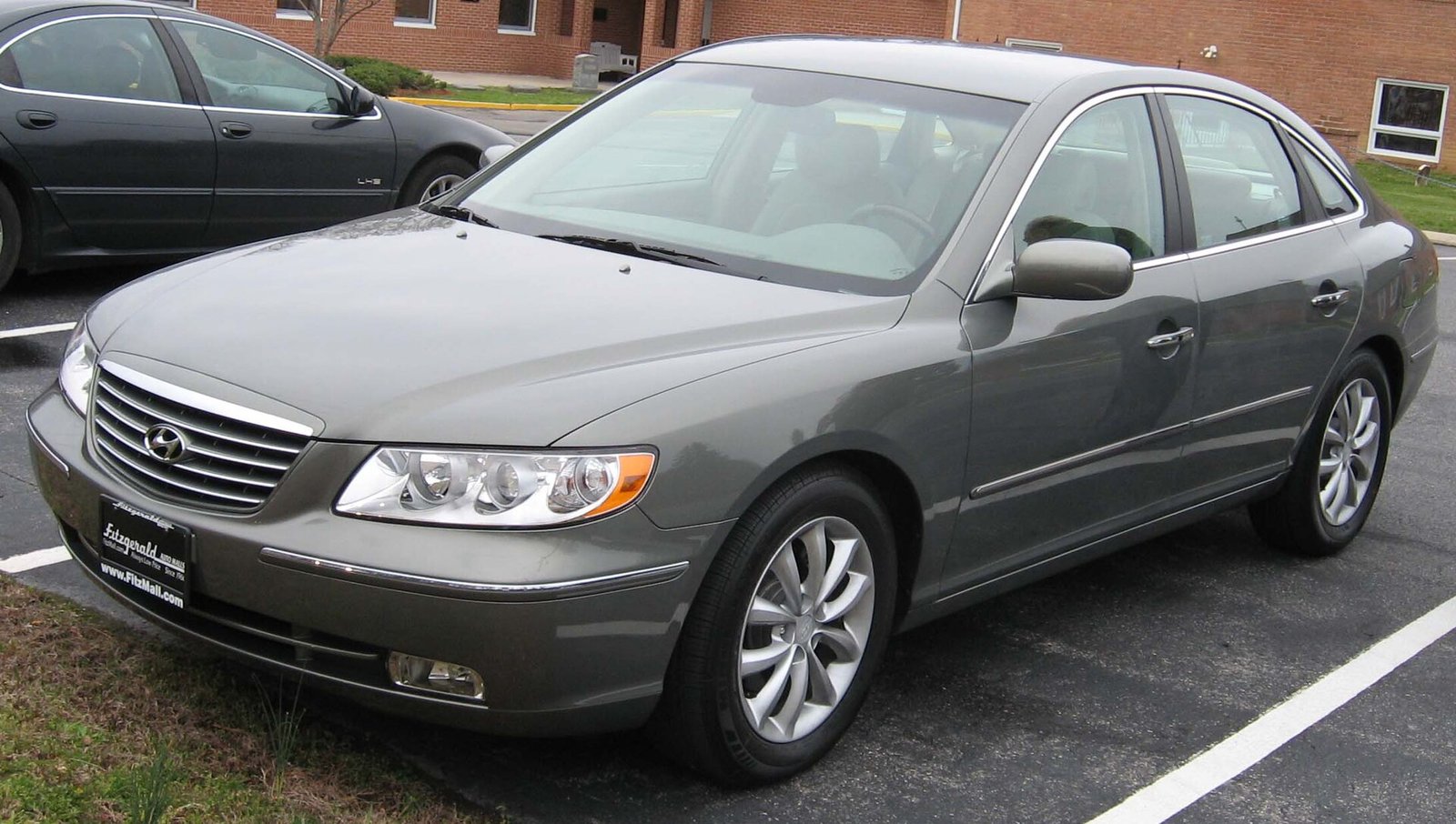 Hyundai Azera 2008 pode receber engate e rebocar um reboque? — veículo exato: Hyundai Azera