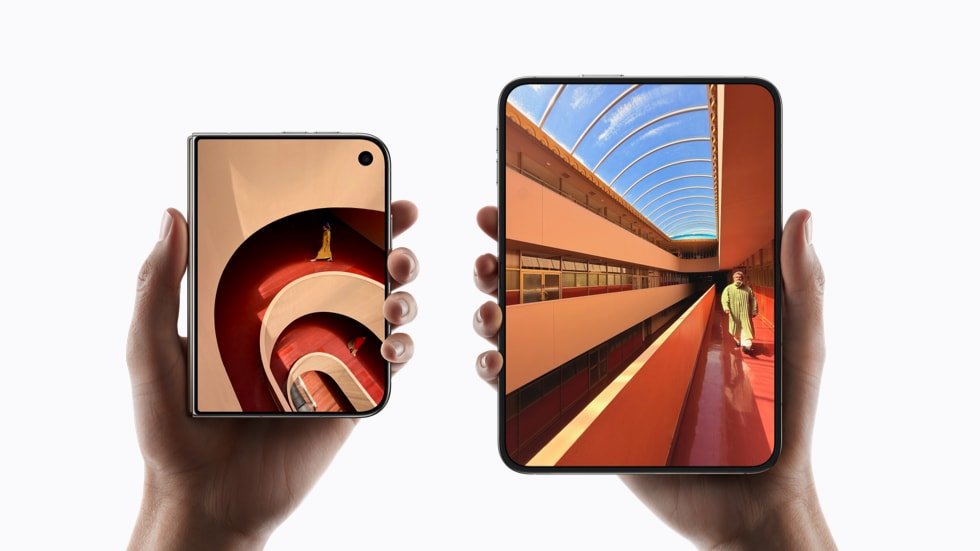 iPhone Duo aberto e fechado mostrando as telas externa e interna