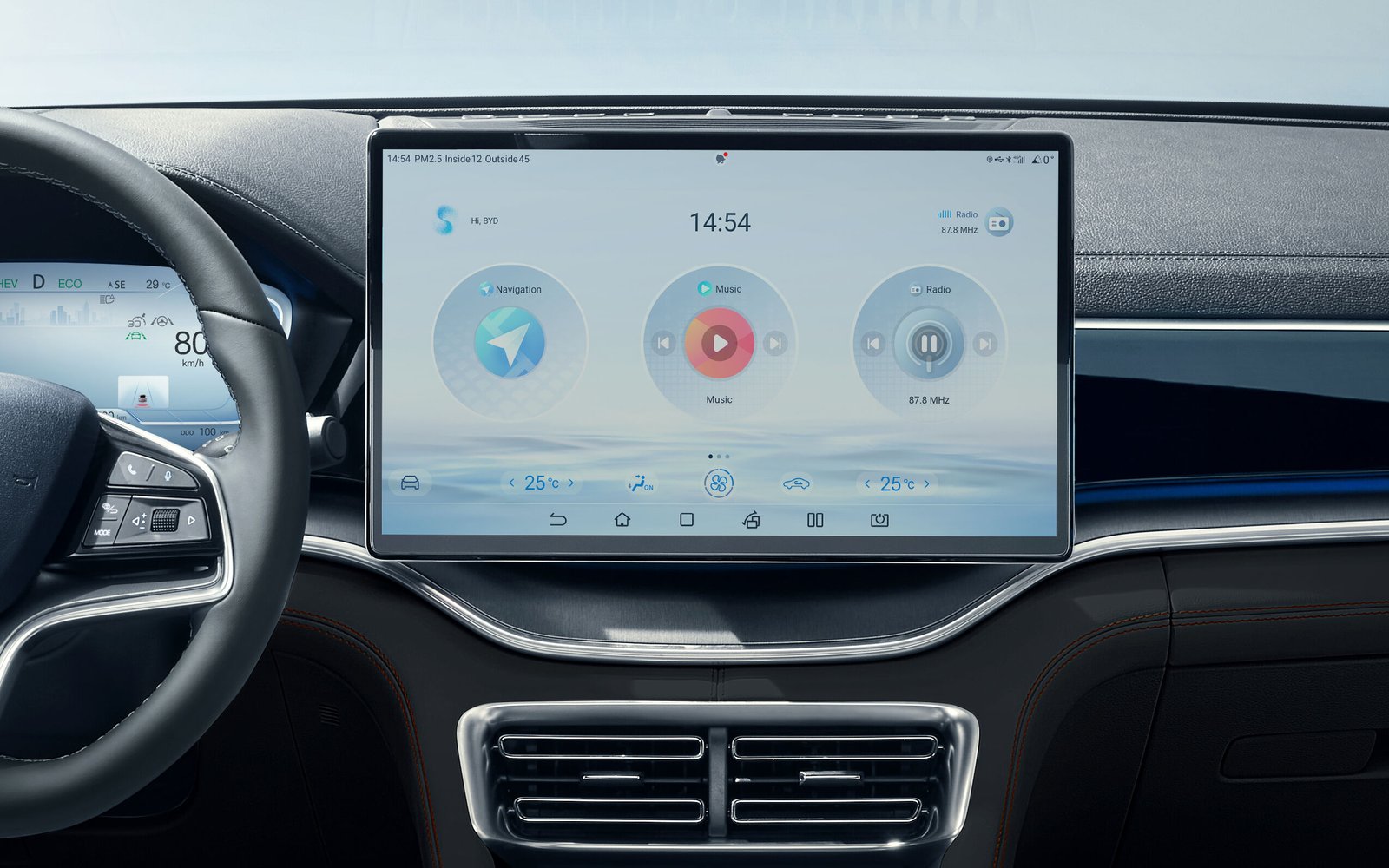 Leapmotor B10 híbrido (REEV) chega ao Brasil em setembro: o que muda frente ao BYD Song Plus — veículo interior: byd song plus