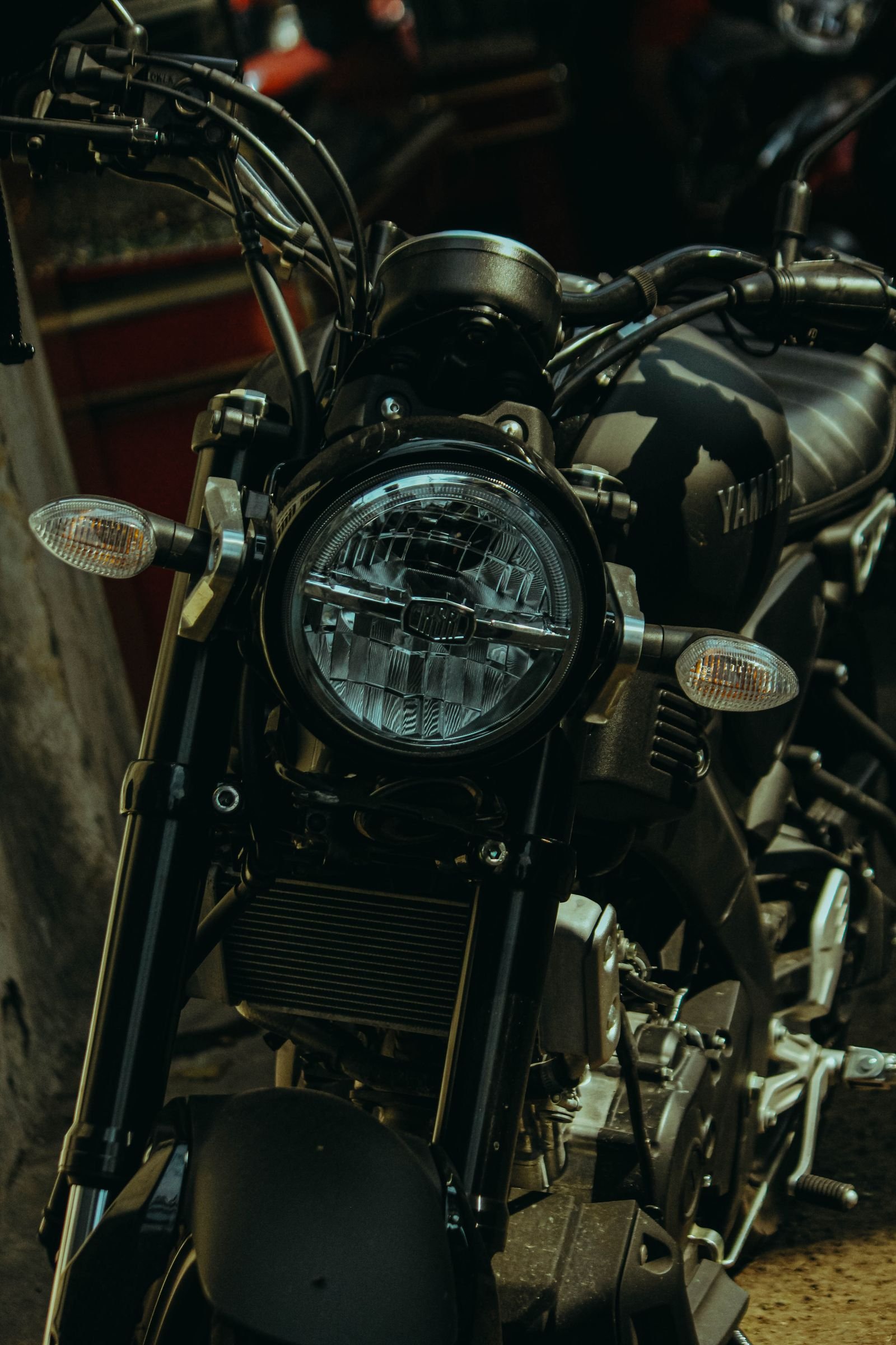 Yamaha R7 e MT-07: entenda por que a carenada custa R$ 5.900 a mais — visão complementar